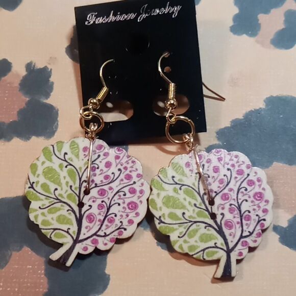 Button tree earrings - Picture 1 of 4